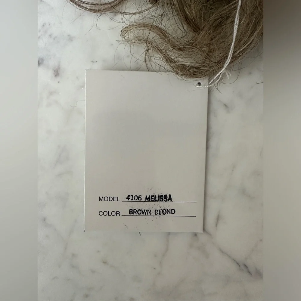 Vintage Rene Of Paris Wig‎ #4106 Melissa (BROWN BLOND).